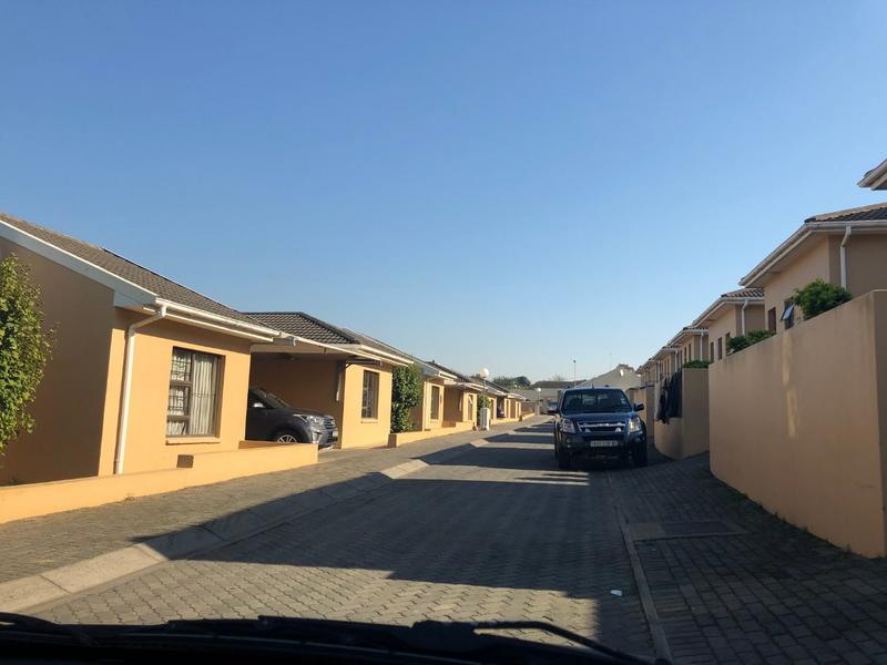 To Let 3 Bedroom Property for Rent in Amalinda Eastern Cape